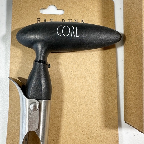NEW Rae Dunn CORE Apple Corer with Black Handle 🍏🍏🍏 - Picture 2 of 4